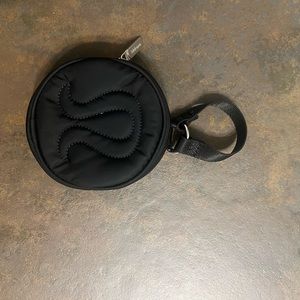 Lululemon wallet